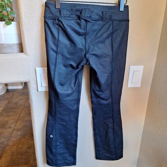 Lululemon Belt-it out leggings size 4 - Picture 3 of 6
